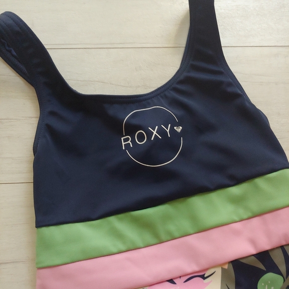 ROXY NEW girls Ilacabo Active One Piece Swimsuit - Picture 4 of 11